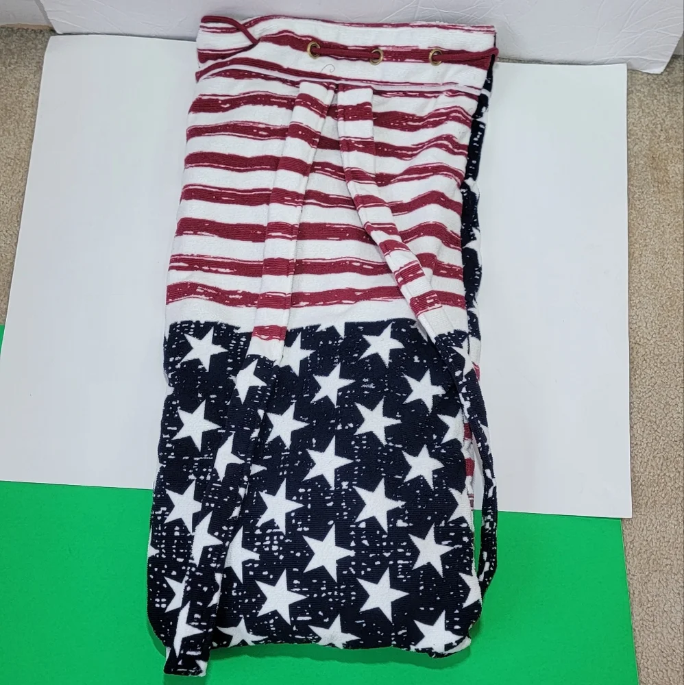 Maurices American flag beach towel bag.
